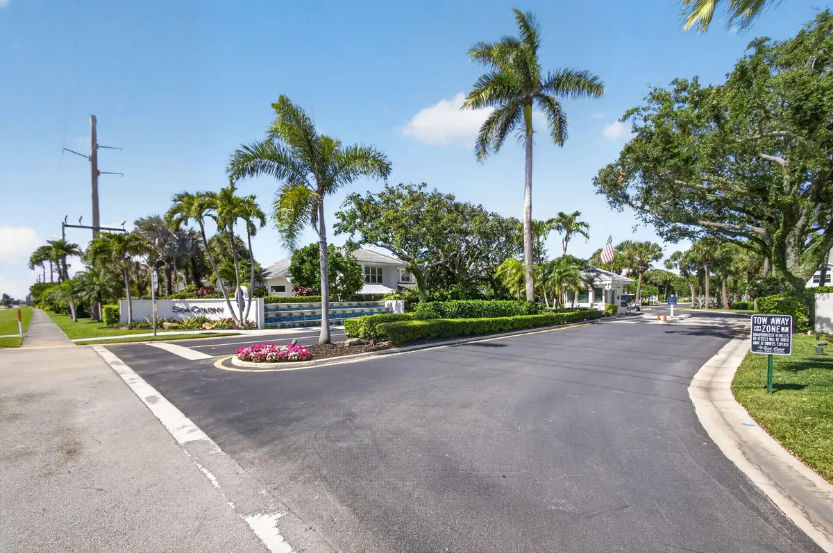 58-web-or-mls-5D1A1534 at 404 MAINSAIL Circle, Jupiter