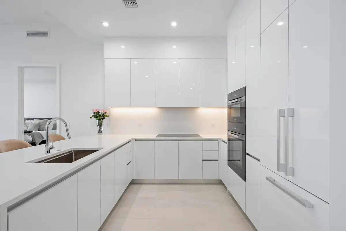 Kitchen at 220 Lake Shore Drive 621, Lake Park