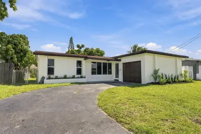 2400 NW 85th Avenue, Sunrise – Single Family Residence for sale