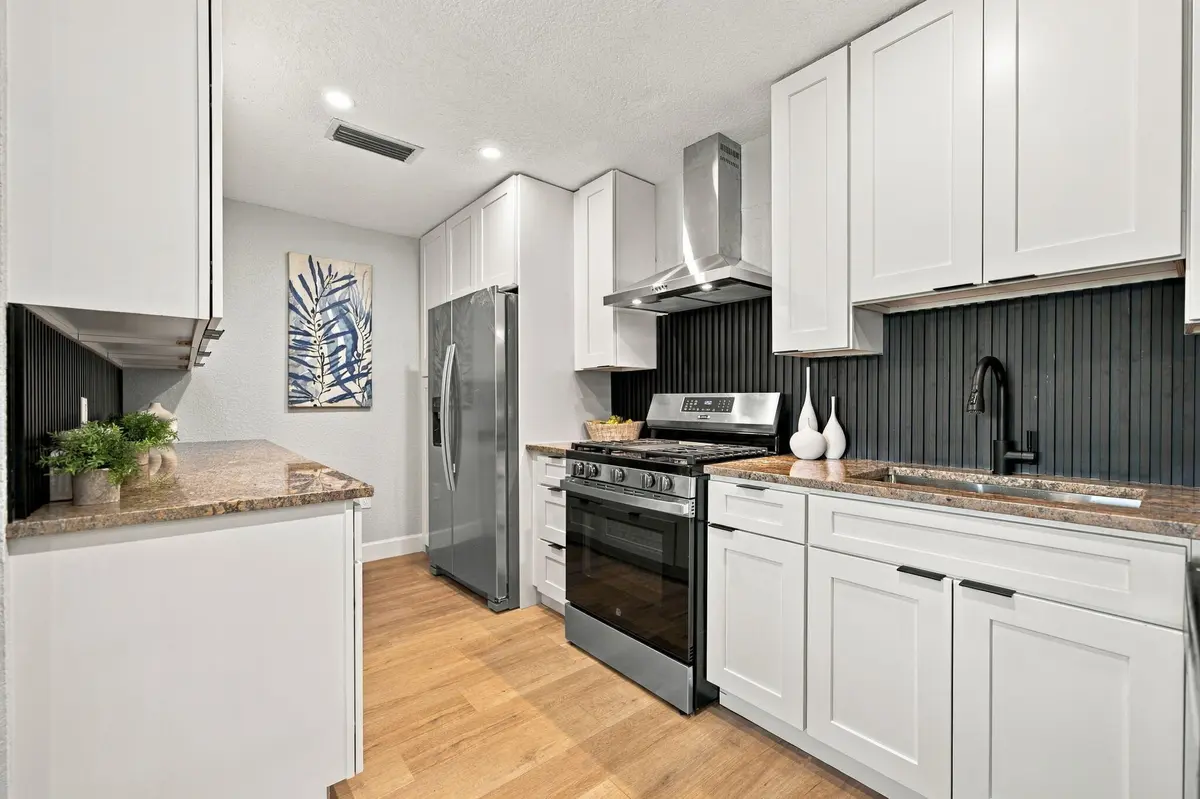 KITCHEN at 2400 NW 85th Avenue, Sunrise