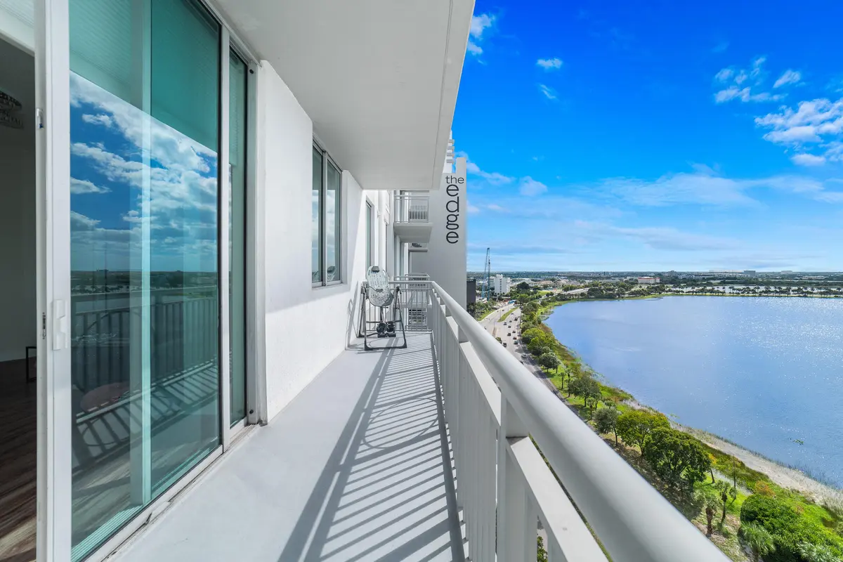 DSC00631 at 300 S Australian Avenue 1408, West Palm Beach