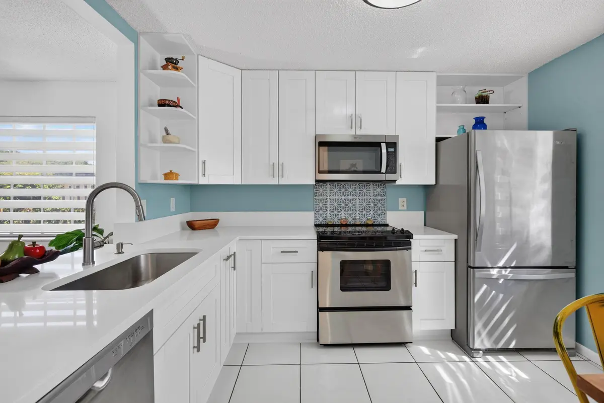 6-web-or-mls-_A7A5268 at 10779 NW 11TH Street 10779, Pembroke Pines
