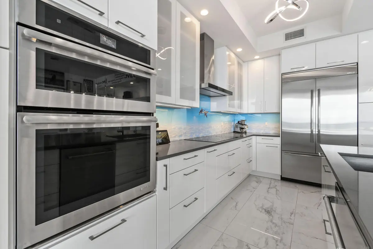 PH 2204 Custom Kitchen at 1 Water Club Way PH2204, North Palm Beach