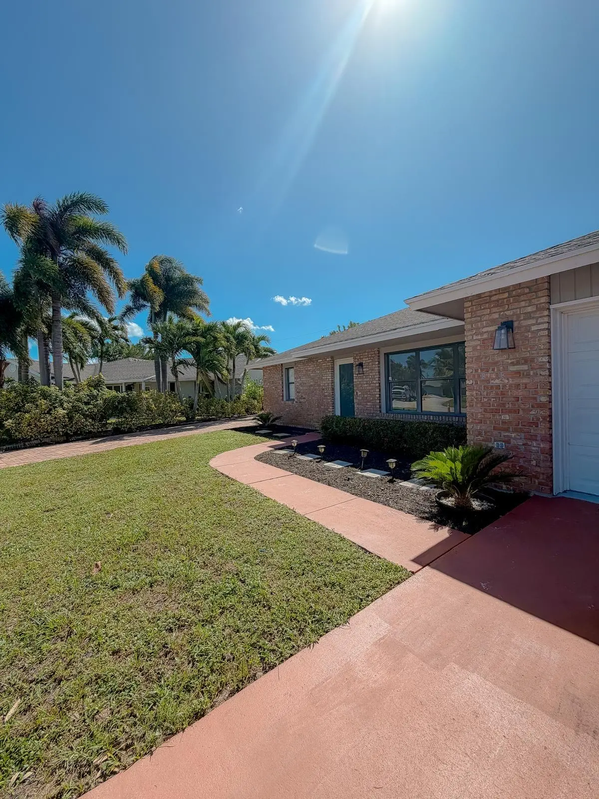 c3b3320c-7f7c-4e9d-91b7-07744a399470 at 1007 WYNNDALE Way, Lantana