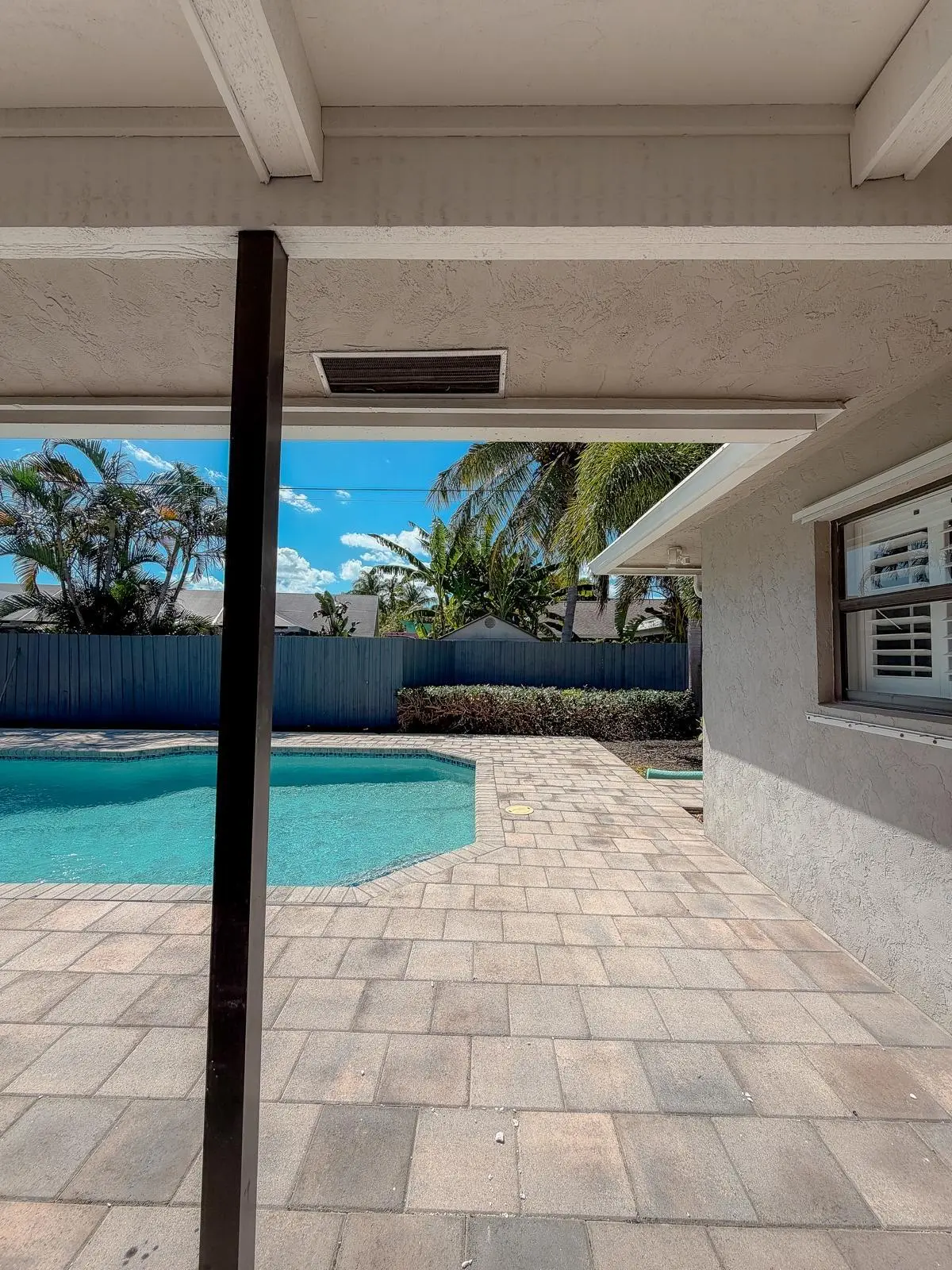 e4eacdb6-aade-47dd-8843-0c0a76b3767d at 1007 WYNNDALE Way, Lantana