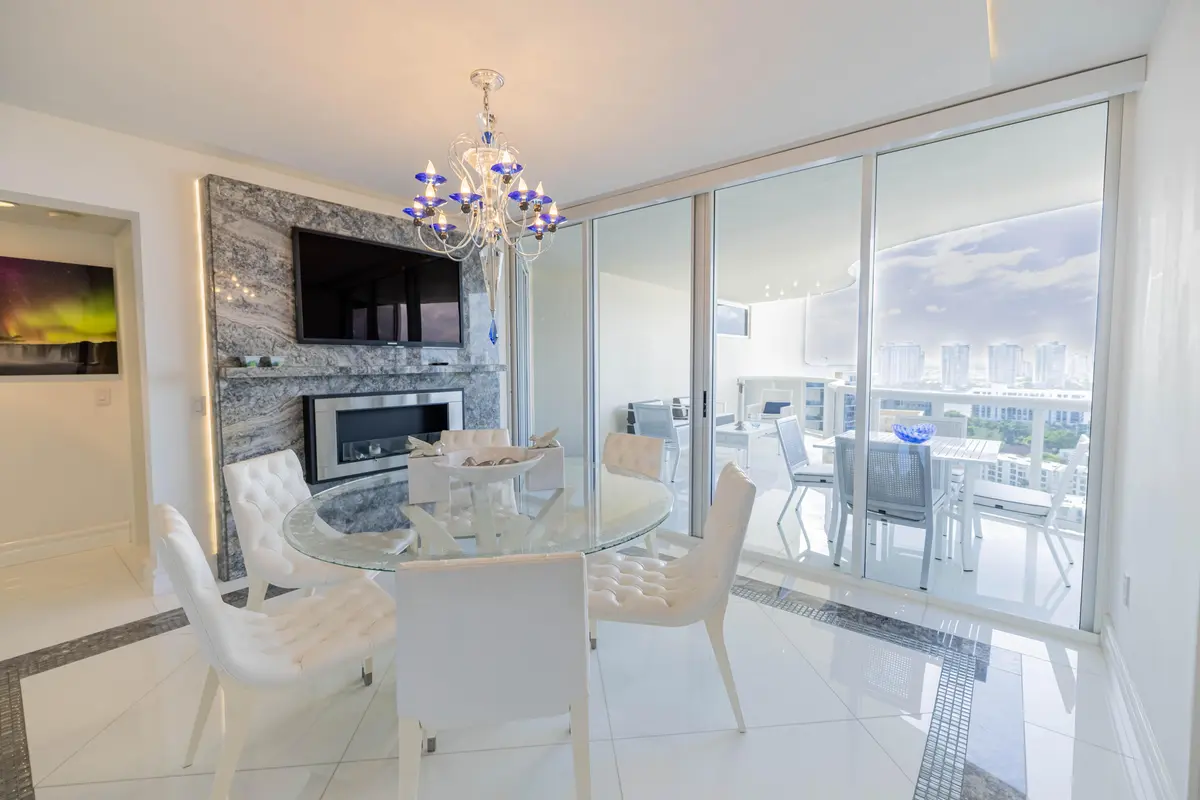 Dining Area at 17555 COLLINS Avenue 2305, Sunny Isles Beach