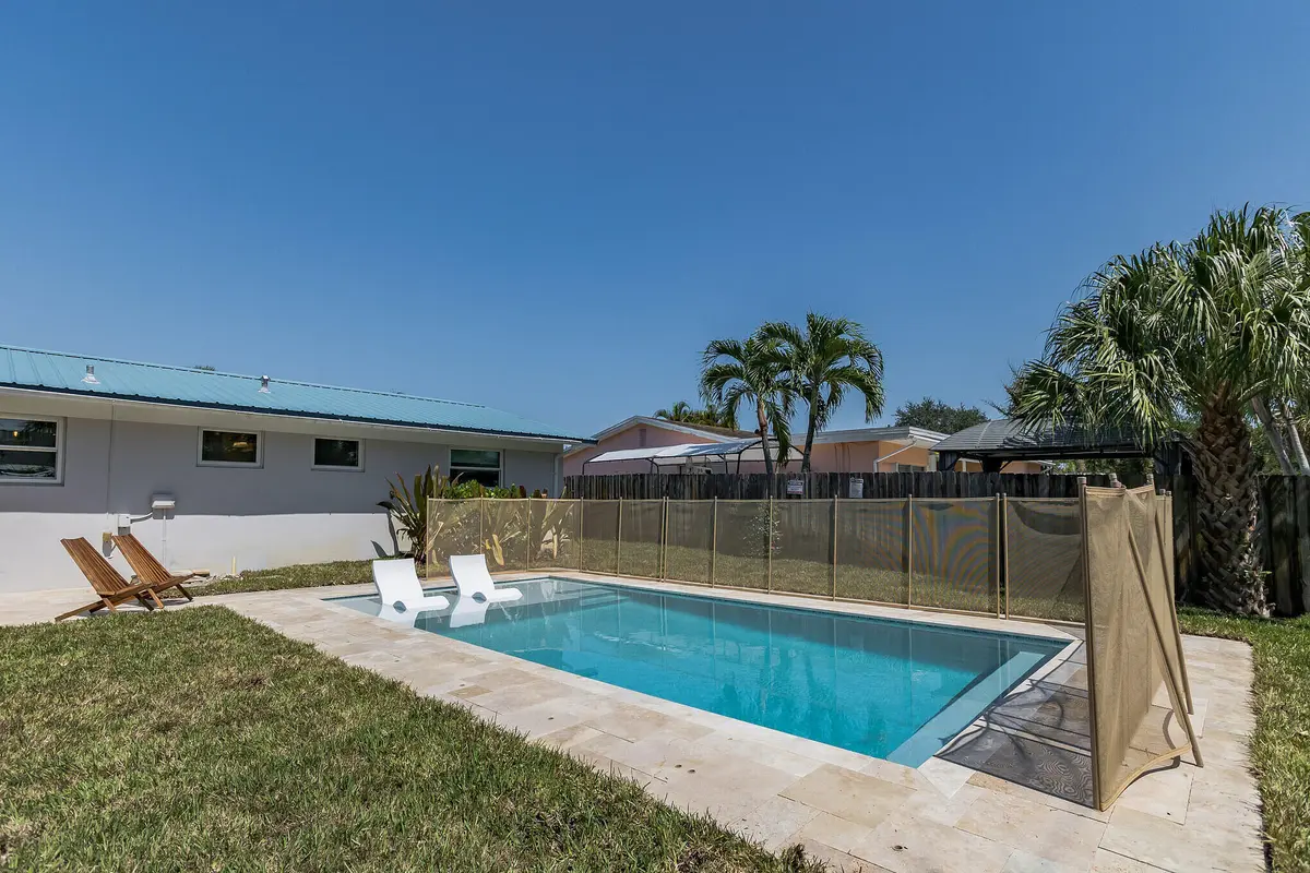 8U5A7621-12248633 at 47 RIDGEWOOD Circle, Tequesta
