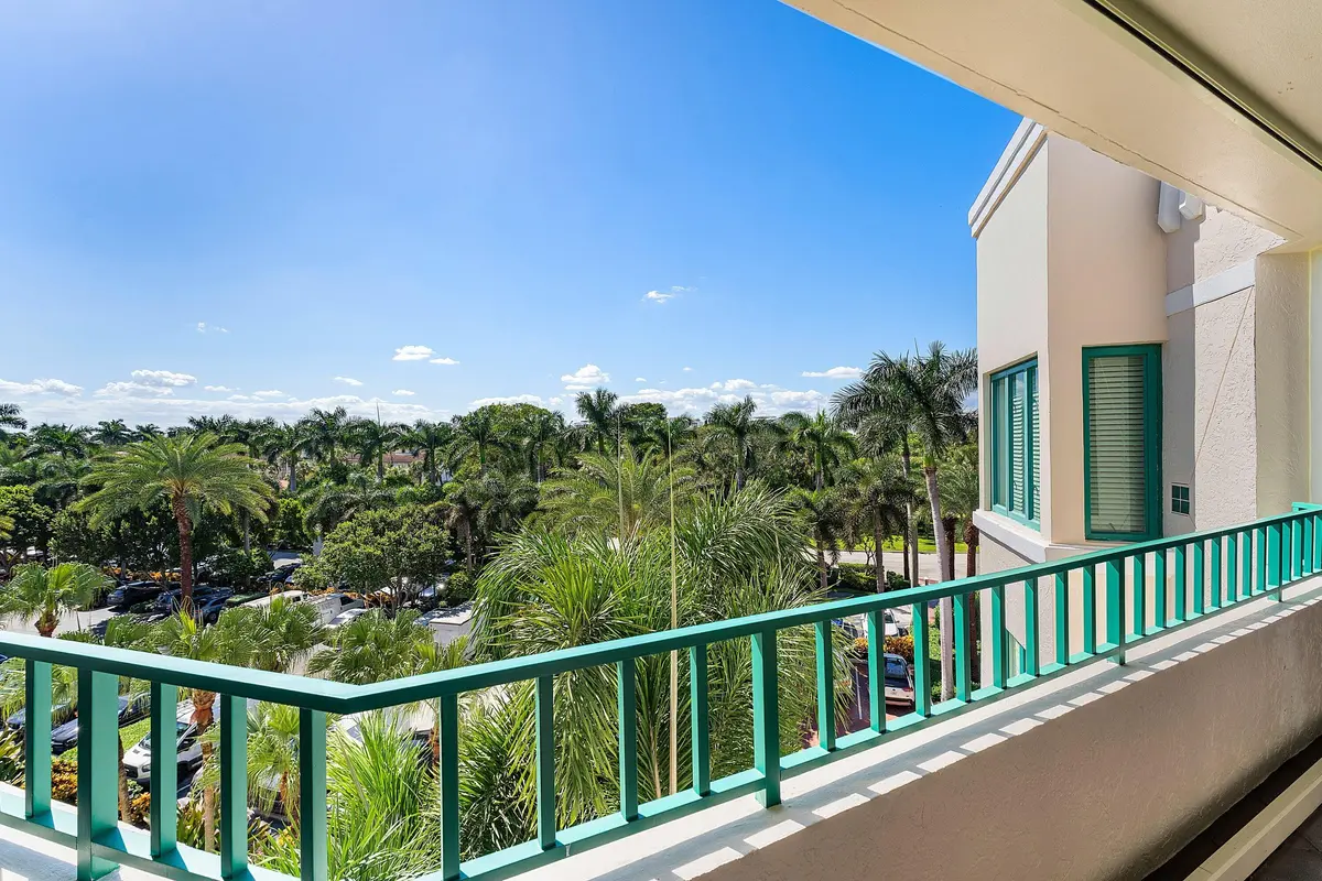 035-100Southeast5thAvenue-PH14-BocaRaton at 100 SE 5th Avenue PH14, Boca Raton
