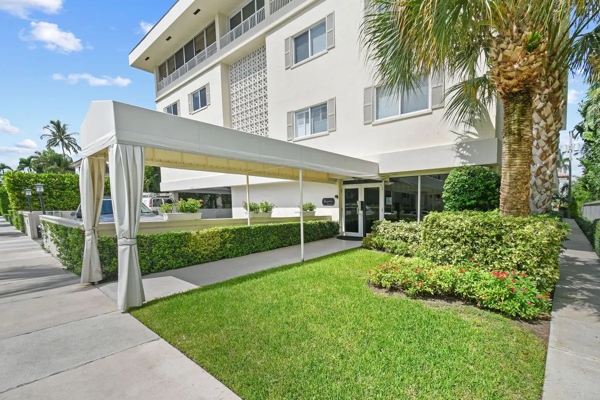 227BrazilianAve#2H(5) at 227 Brazilian Avenue 2H, Palm Beach