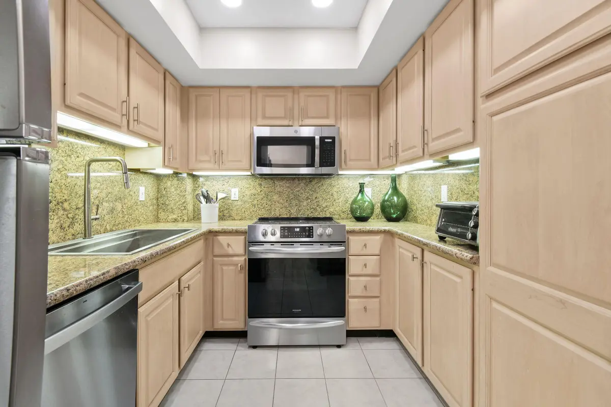 227BrazilianAve#2H(15) at 227 Brazilian Avenue 2H, Palm Beach