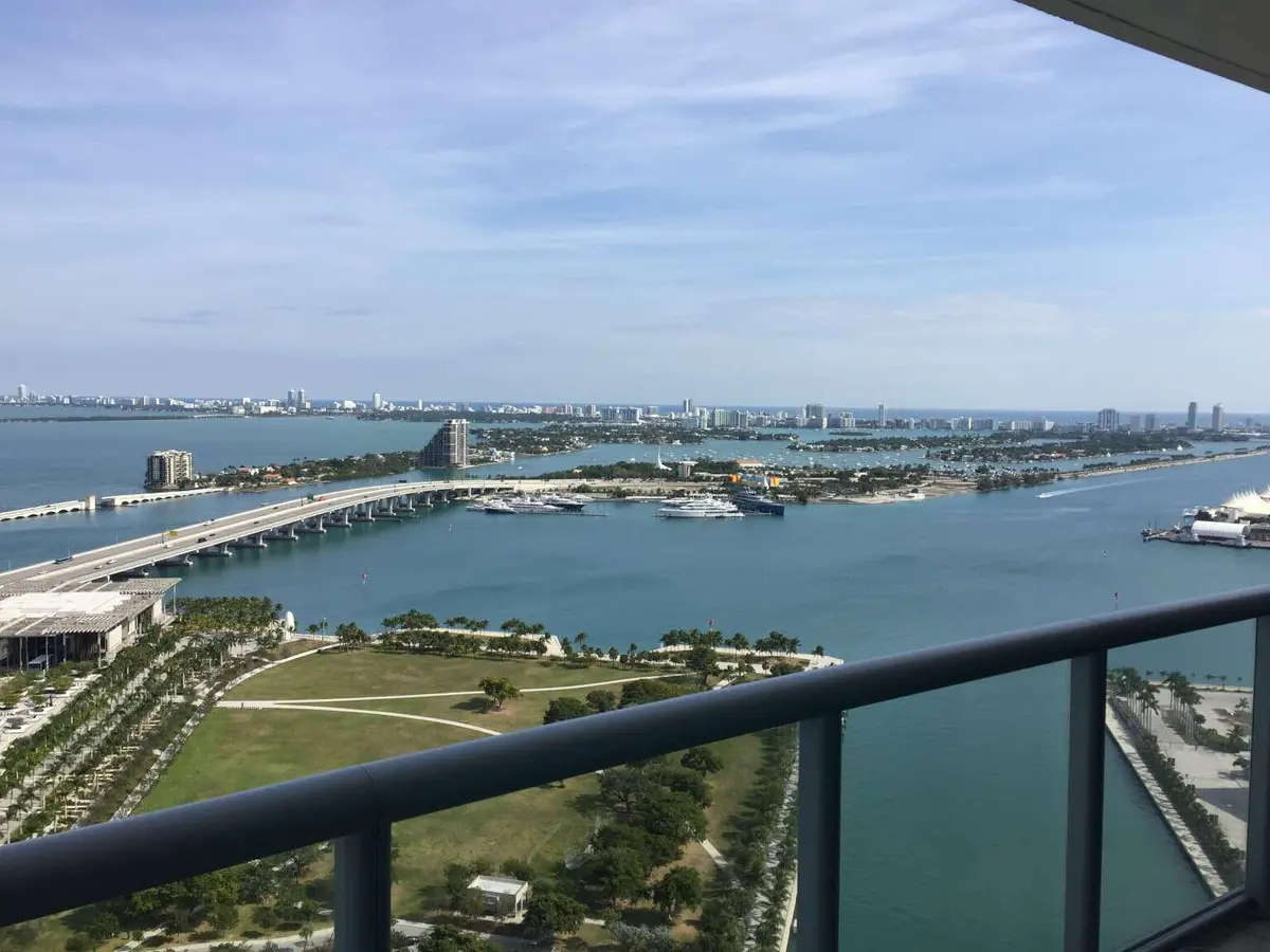 015_Jalilpour.15 at 888 BISCAYNE Boulevard 3712, Miami