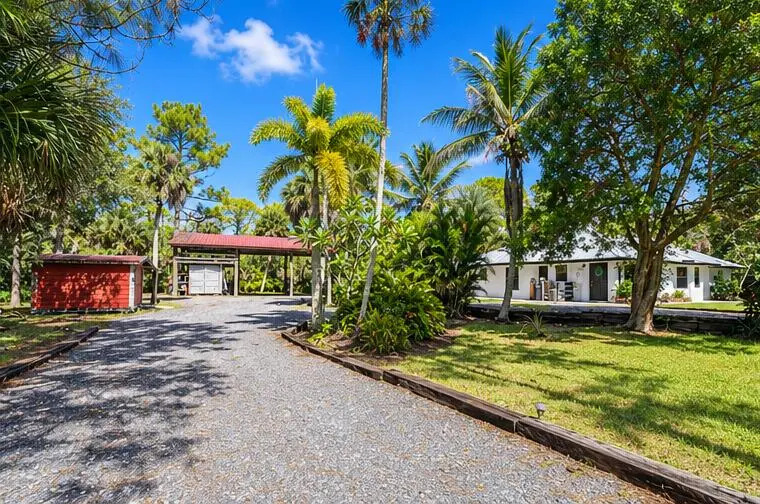 2nd Driveway at 17857 82nd Road, Loxahatchee