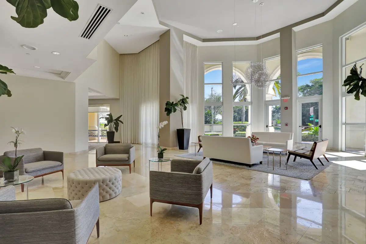 palmetto-place-boca-raton-lobby-seating- at 99 SE Mizner Boulevard 602, Boca Raton