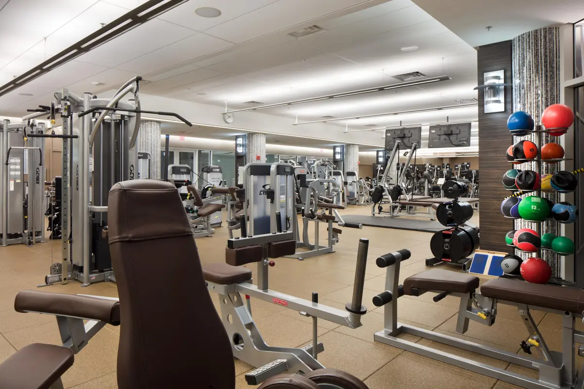 Gym at 21200 POINT Place 801, Aventura
