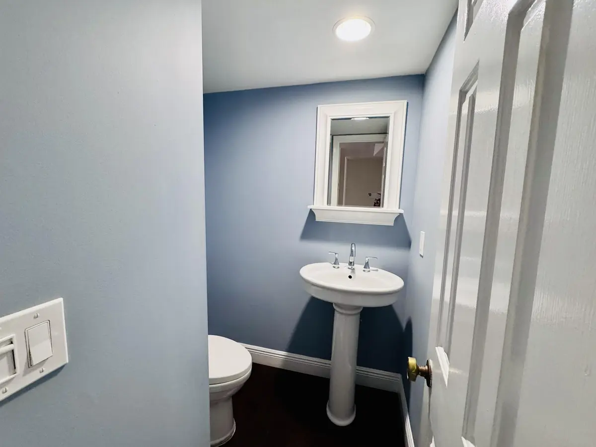 half bath at 4000 S Ocean Boulevard 103, South Palm Beach