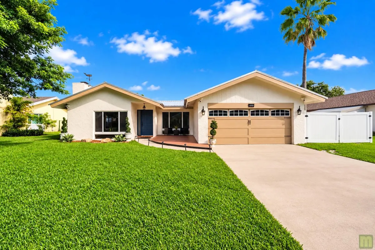 04 front4 at 4959 NW 6TH Street, Coconut Creek