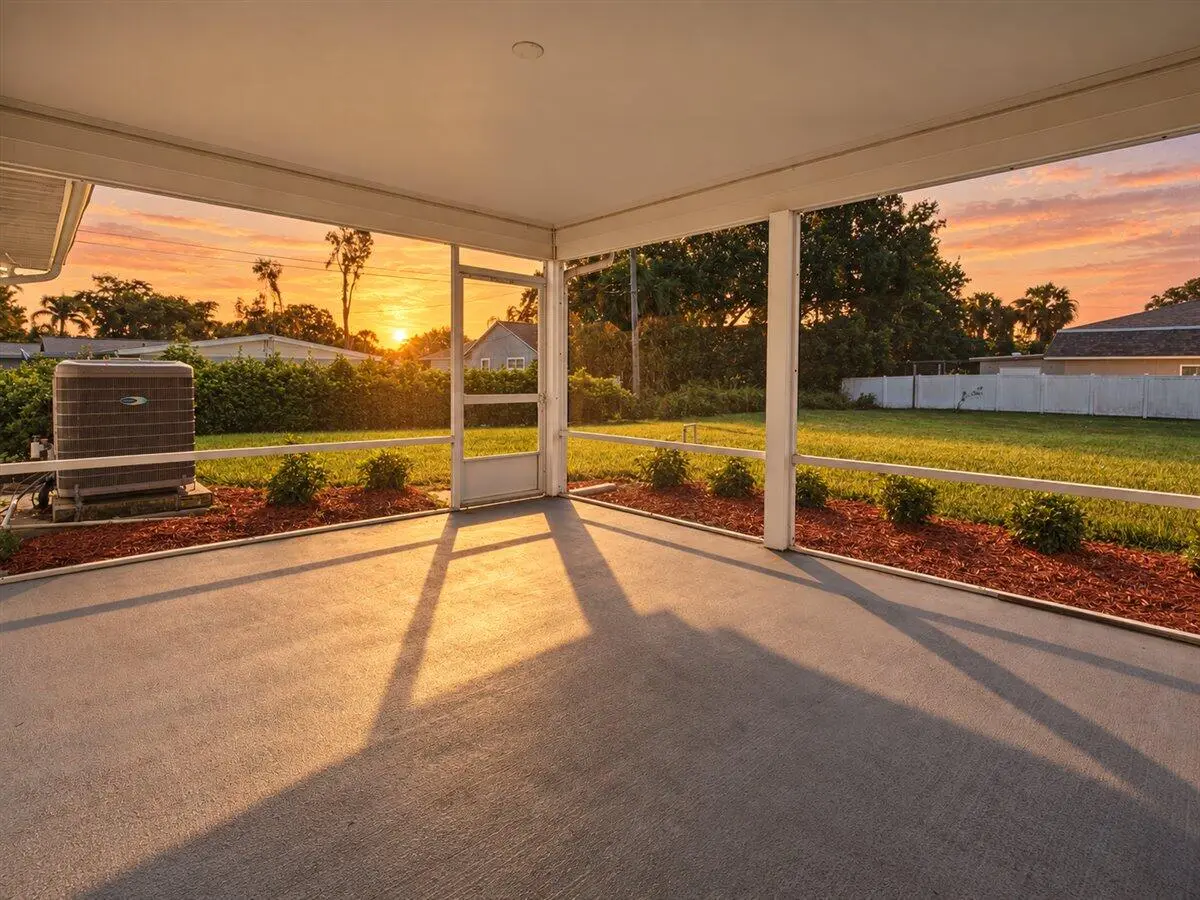 31-DSC00767_print (VT) at 1280 29TH Avenue, Vero Beach