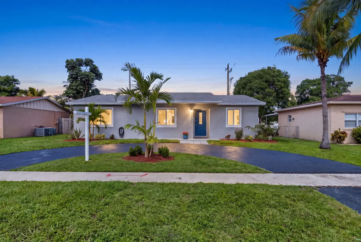 3-web-or-mls-DSC08386_360MEDIA 2 at 7703 SW 3RD Street, North Lauderdale