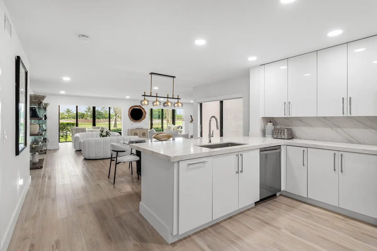 Kitchen at 17 SOUTHPORT Lane G, Boynton Beach