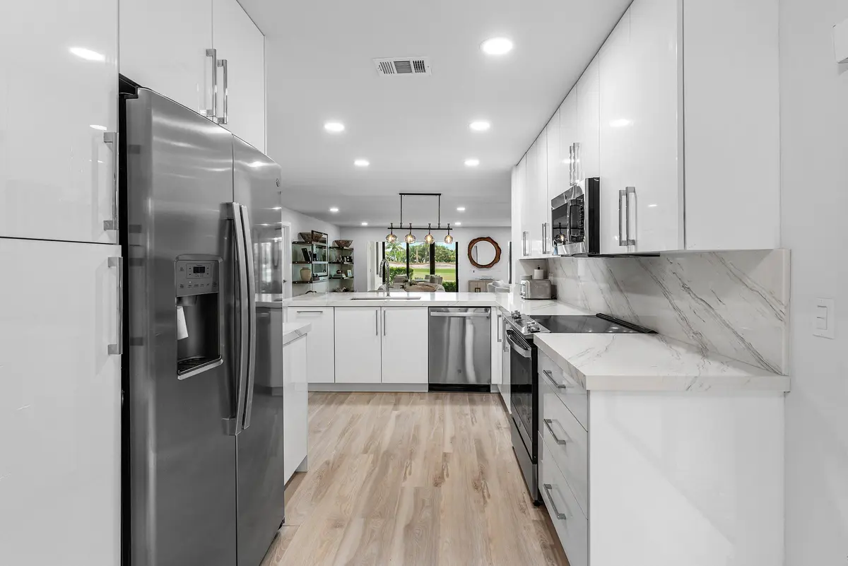Kitchen at 17 SOUTHPORT Lane G, Boynton Beach