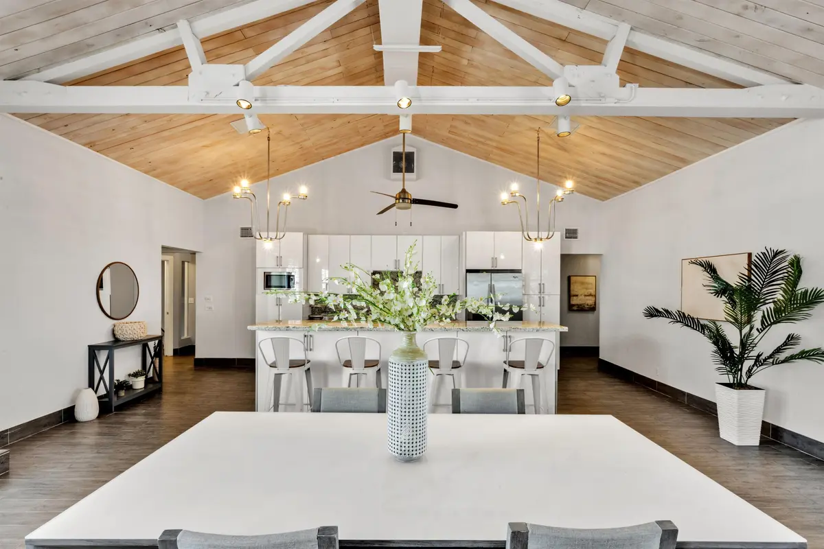 Dining Area at 419 E Atlantic Avenue, Delray Beach