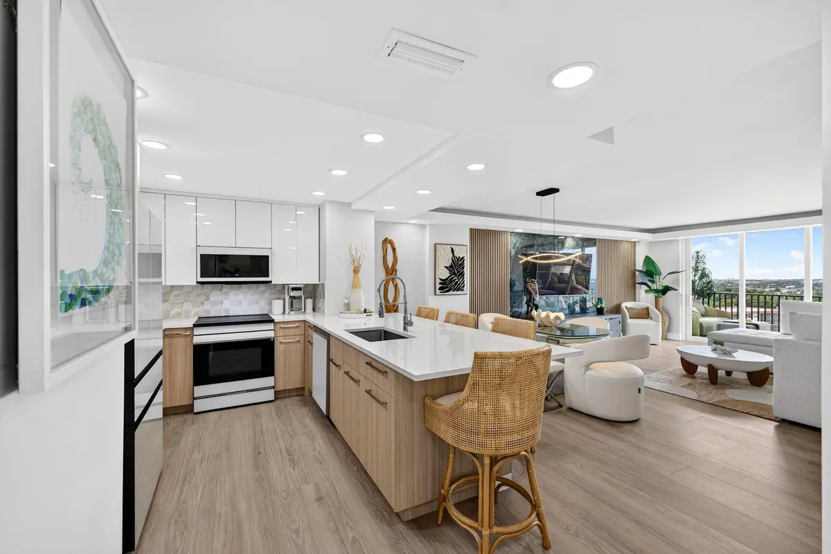 1-web-or-mls-a699A9402 at 1150 HILLSBORO MILE 911, Hillsboro Beach