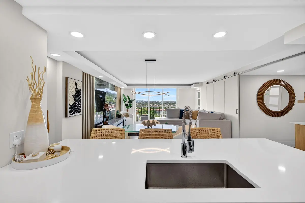 29-web-or-mls-a699A9743 at 1150 HILLSBORO MILE 911, Hillsboro Beach