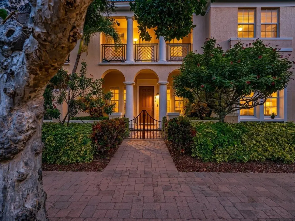 1-FPP00016 VT at 790 NW 83rd Lane, Boca Raton