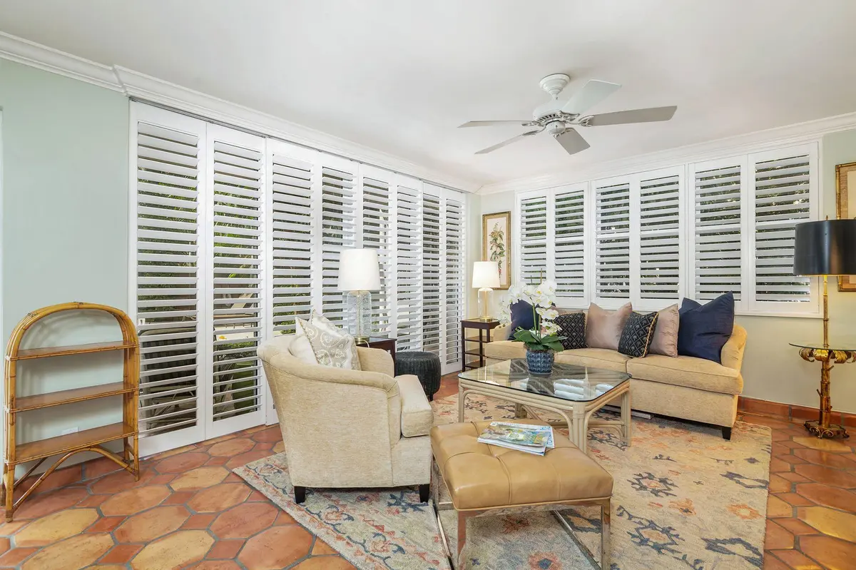 401 PERUVIAN Avenue 1050, Palm Beach, FL – photo 3