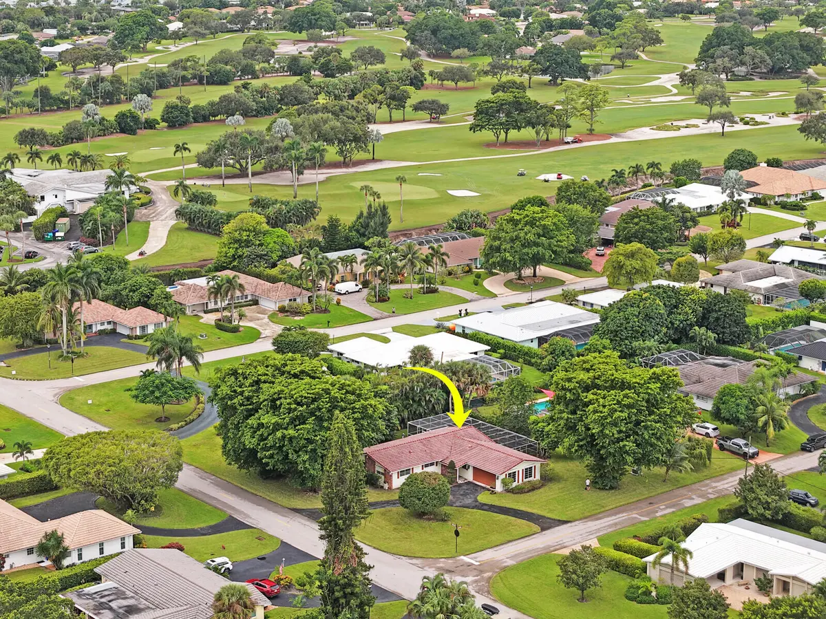 Oversized corner lot at 241 Orange Tree Drive, Atlantis