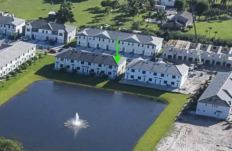 Lake View at 6753 KAVAGI Drive Nautical 69-28, Lantana