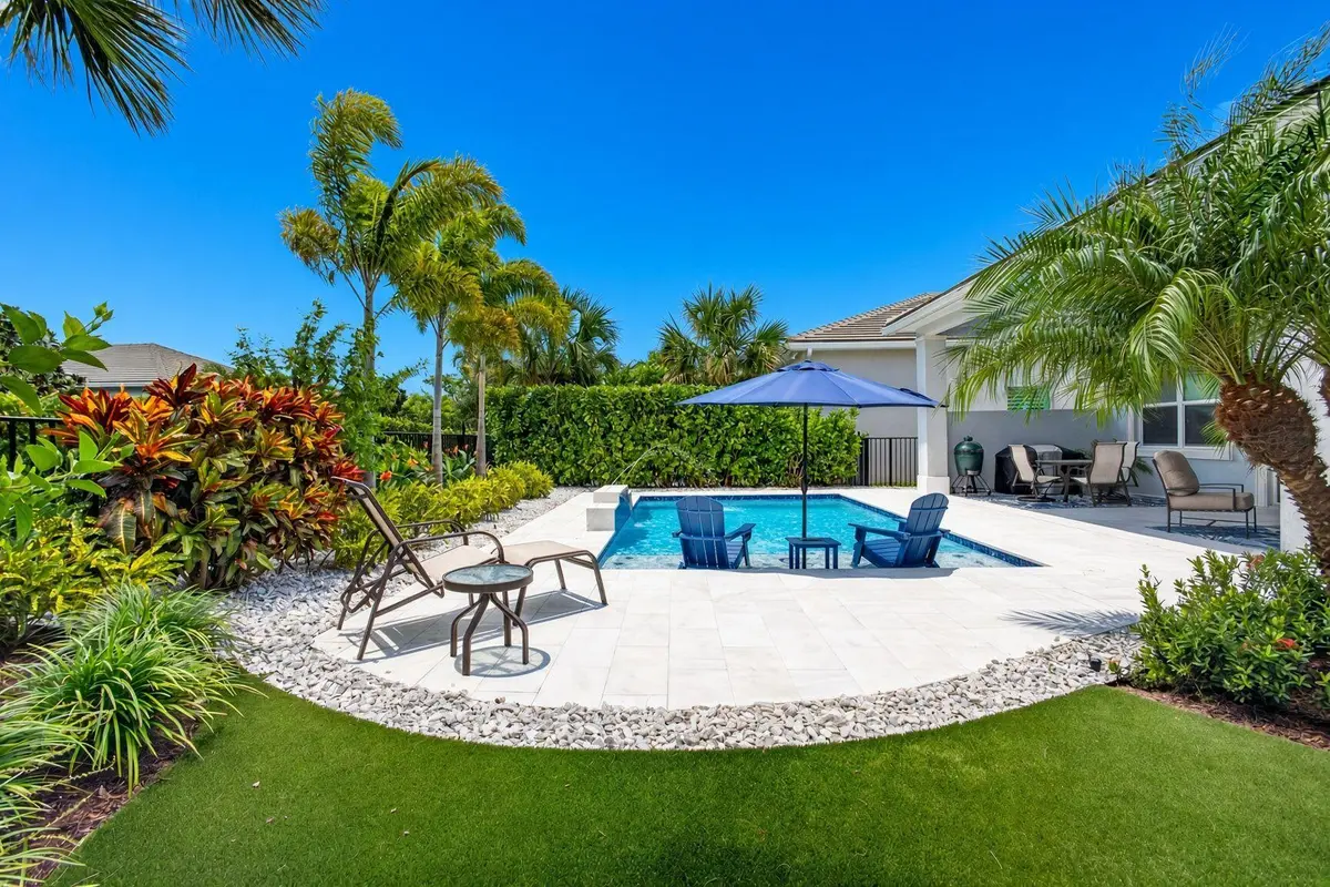 Backyard at 9940 Regency Way, Palm Beach Gardens