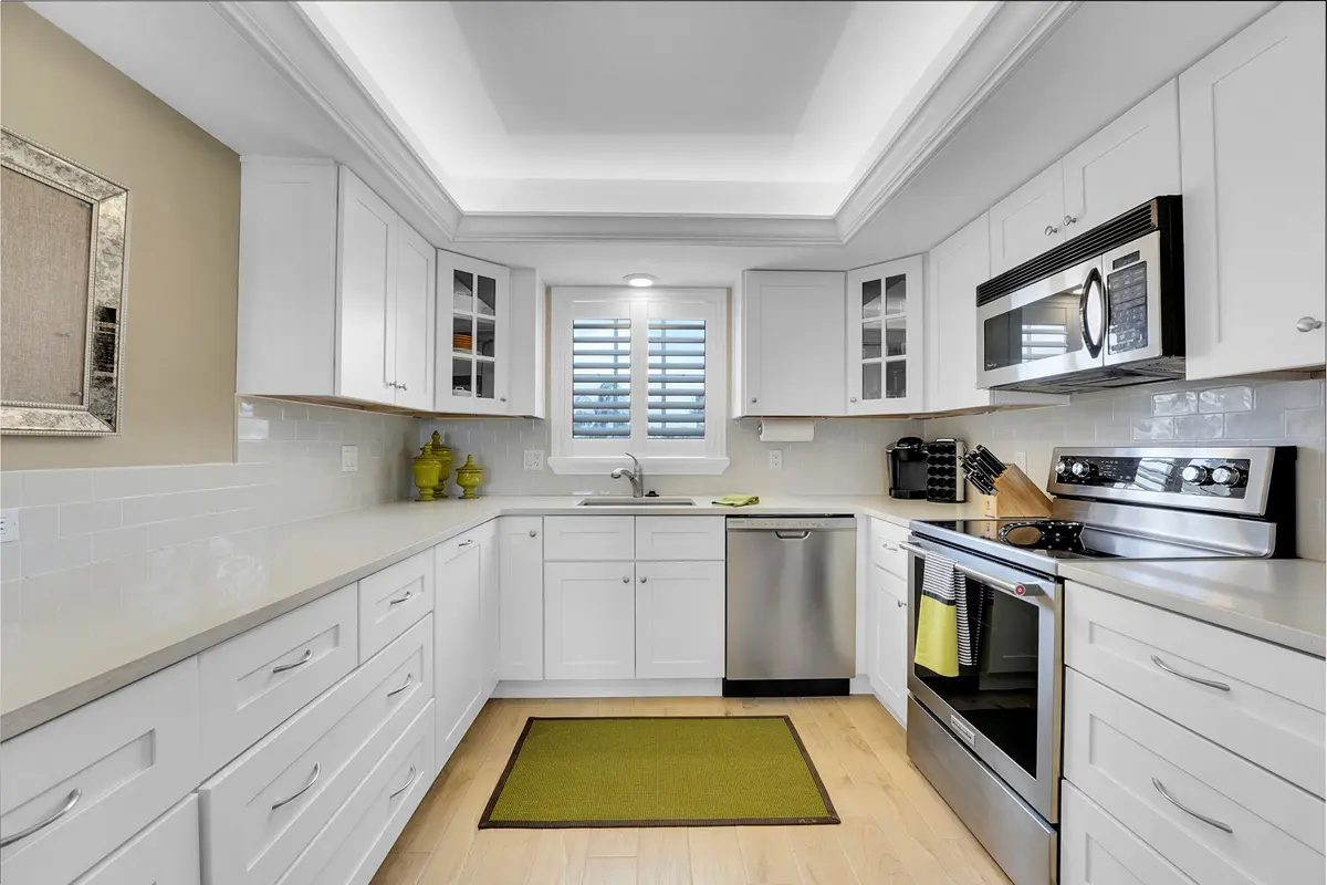 306 Kitchen at 100 Waterway Road E306, Tequesta