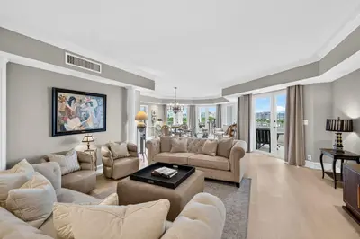 300 SE 5th Avenue 6160, Boca Raton – Condominium for rent