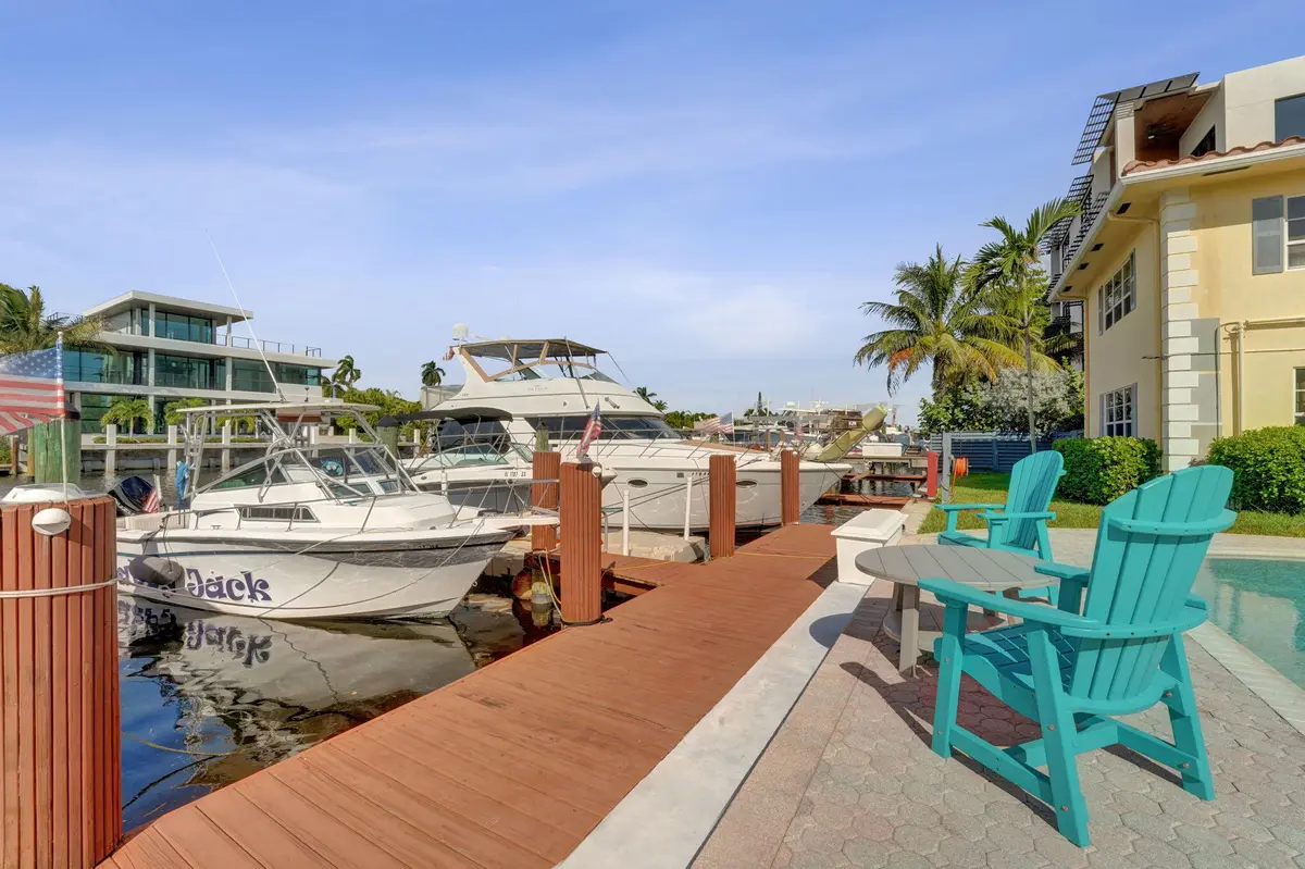 57-web-or-mls-DSC08207 at 1501 SE 15TH Street 2-8, Fort Lauderdale