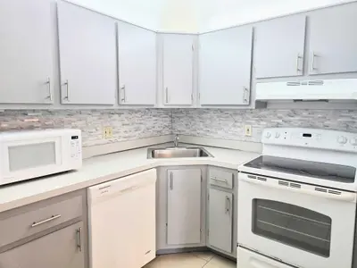 414 PINE GLEN C-2, Greenacres – multifamily property for sale