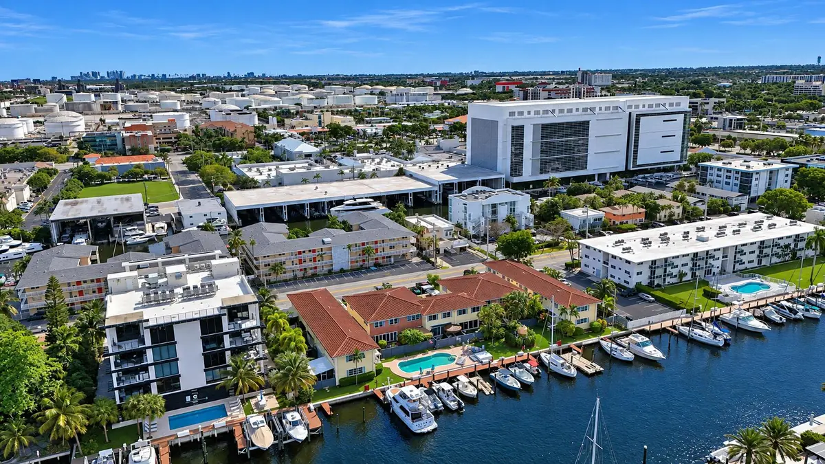 1501 SE 15TH Street 2-8, Fort Lauderdale, FL – photo 2