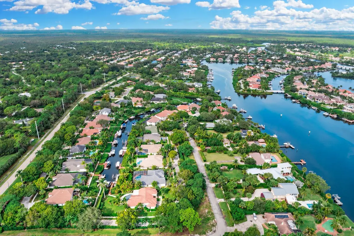 432C7068-D67C-46C5-883A-ECA8FA8C4C3E at 19874 LOXAHATCHEE POINTE Drive, Jupiter