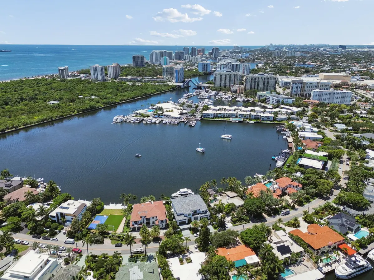 IMG_3167 at 2751 NE 15TH Street 103, Fort Lauderdale