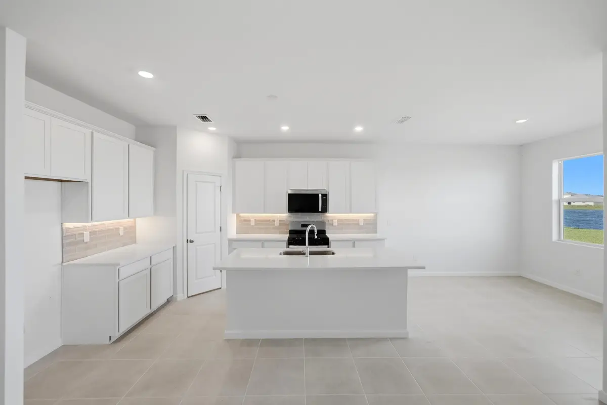 Kitchen at 5444 NW Camberly Court, Port St. Lucie