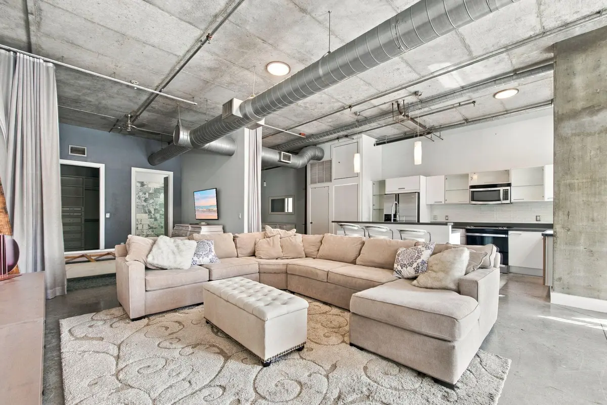 11-web-or-mls-434-nw-1st-ave-203 at 434 NW 1ST Avenue 203, Fort Lauderdale