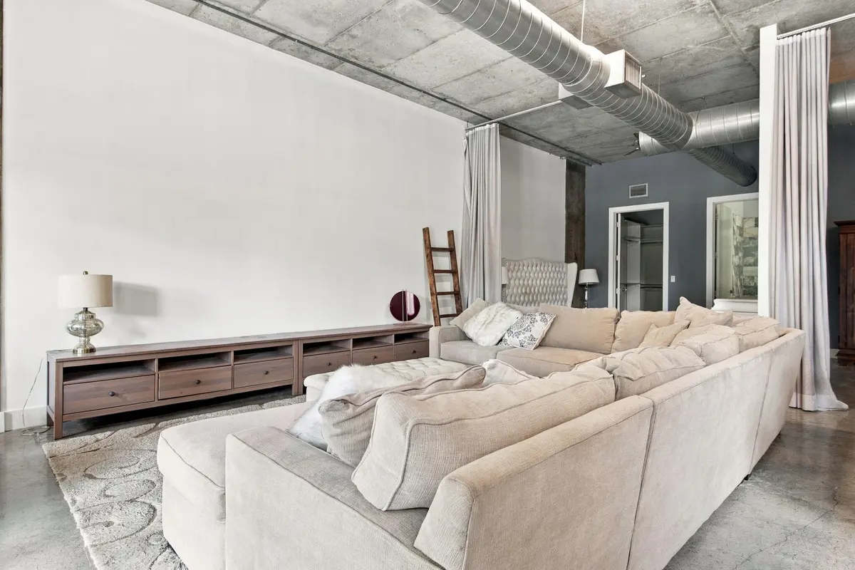 12-web-or-mls-434-nw-1st-ave-203 at 434 NW 1ST Avenue 203, Fort Lauderdale