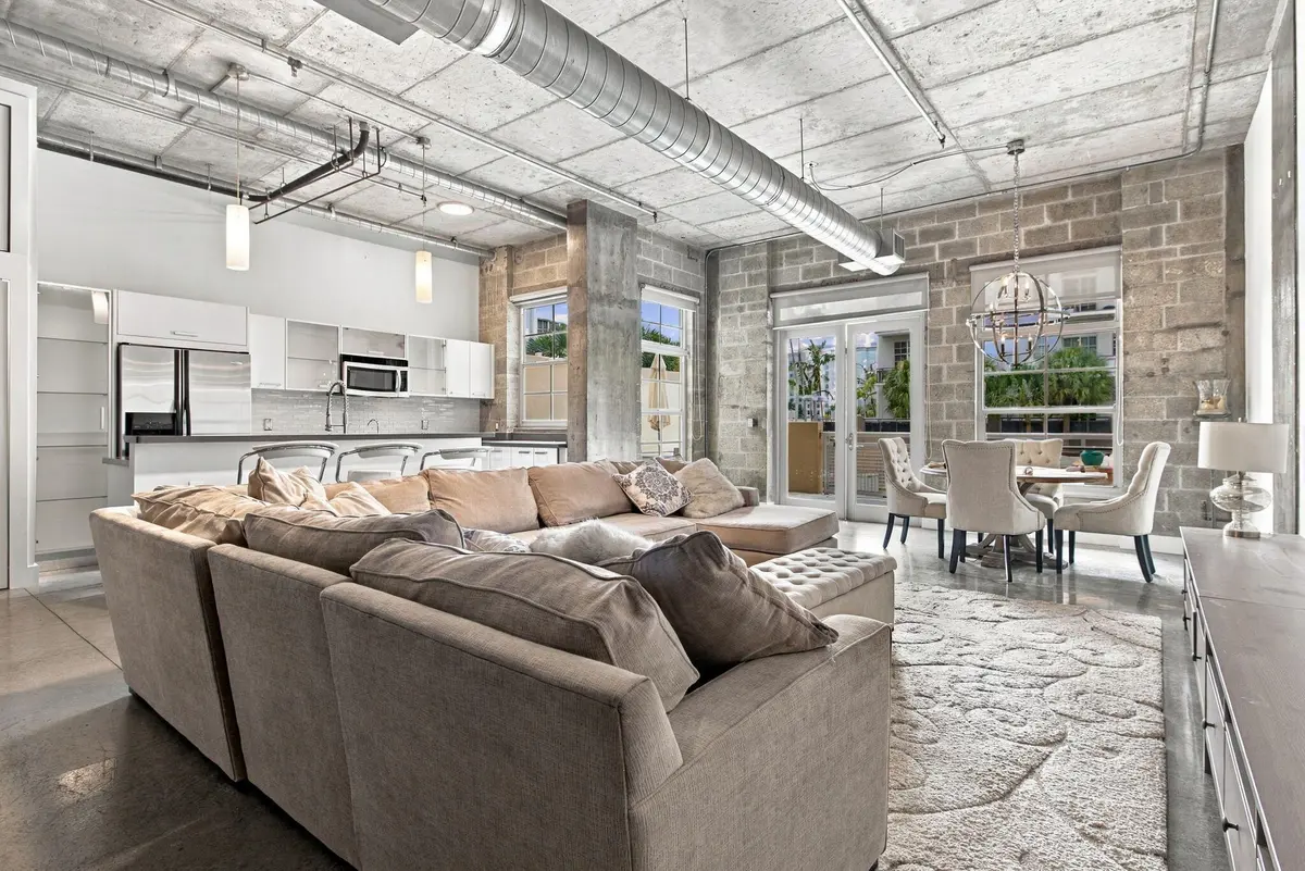 13-web-or-mls-434-nw-1st-ave-203 at 434 NW 1ST Avenue 203, Fort Lauderdale