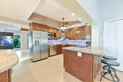 4717 SW 35TH Avenue, Dania Beach – Single Family Residence for sale