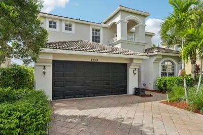 2739 Misty Oaks Circle, Royal Palm Beach – Single Family Residence for sale