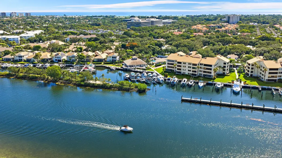 Aerial Photo of Oak Harbour at 514 OAK HARBOUR Drive, Juno Beach