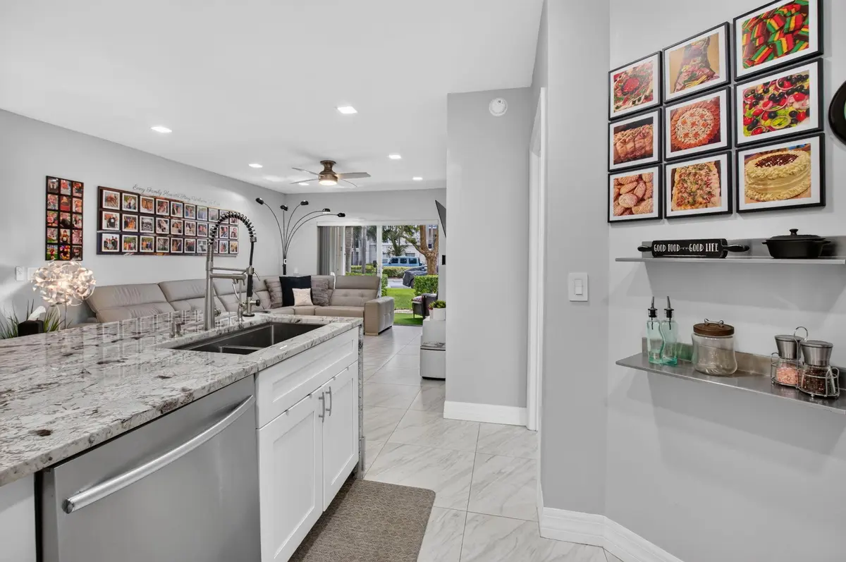 Open Concept Living at 2109 TUSCANY Way 109, Boynton Beach