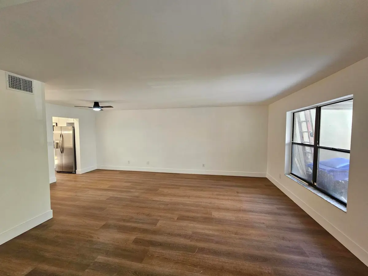 LivingRM3 at 1100 W FAIRWAY Road 1100, Pembroke Pines