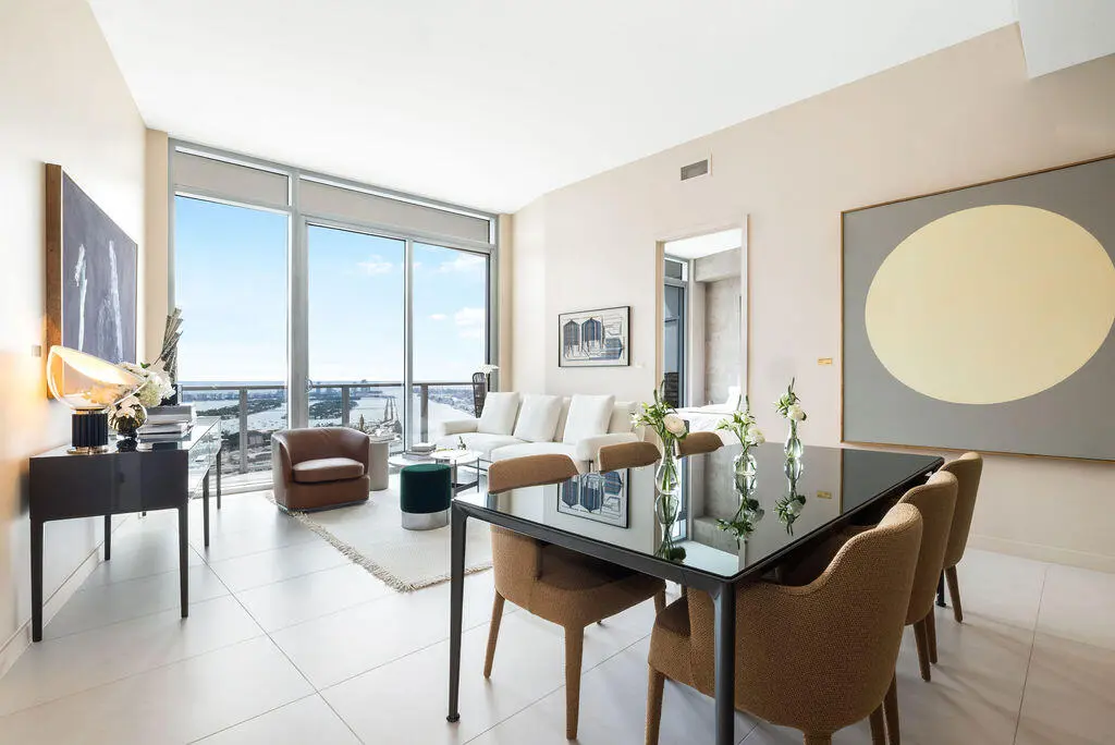 Dining Area at 1400 BISCAYNE Boulevard 5103, Miami