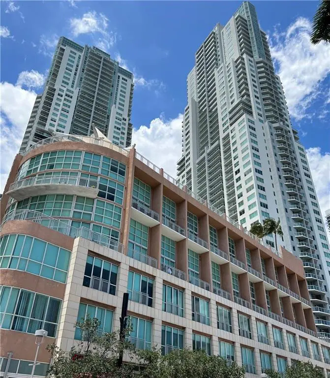 253-Pic 1 at 253 NE 2ND Avenue 2710, Miami